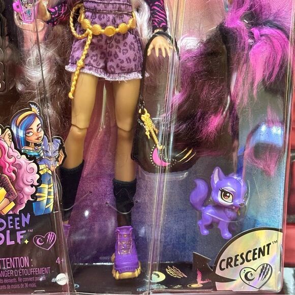 Monster High Clawdeen Wolf doll Crescent - Picture 6 of 7